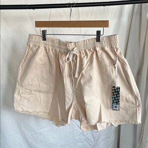 Given Kale Drawstring Shorts in Light Peach 2X NWT